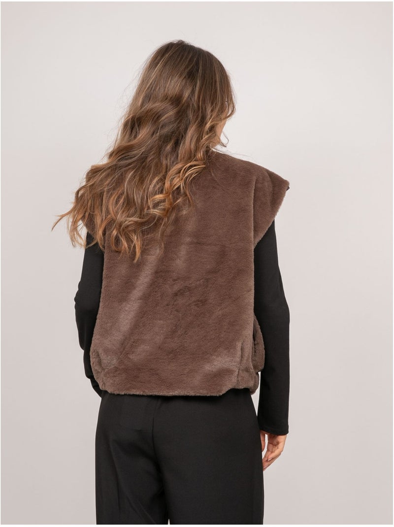 Gilet smanicato in pelliccia sintetica ulla Marrone - Kiabi