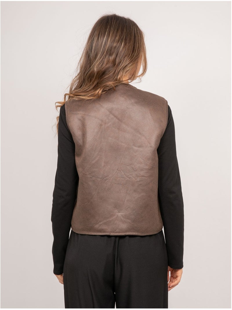 Gilet smanicato reversibile in scamosciato e pelliccia sintetica umiya Marrone - Kiabi