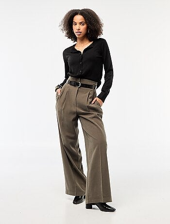 Gilet tinta unita con collo rotondo