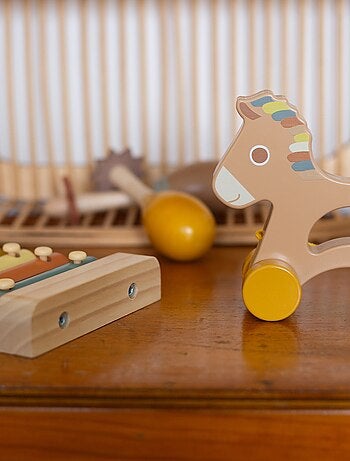 Giocattolo in legno da tirare per bambini