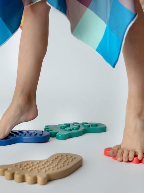 Gioco del percorso sensoriale montessori – mani e piedi | SEVIRA KIDS - Kiabi