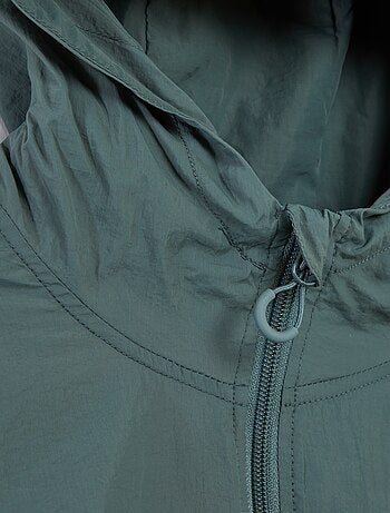 Giubbotto antipioggia con cappuccio - collezione facile da indossare