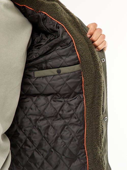 Giubbotto con cappuccio effetto montone - Kiabi