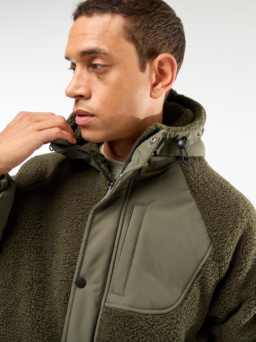 Giubbotto con cappuccio effetto montone - Kiabi