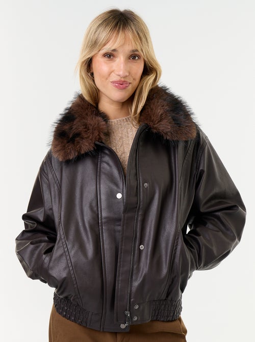 Giubbotto in similpelle oversize con collo in pelliccia rimovibile - Kiabi