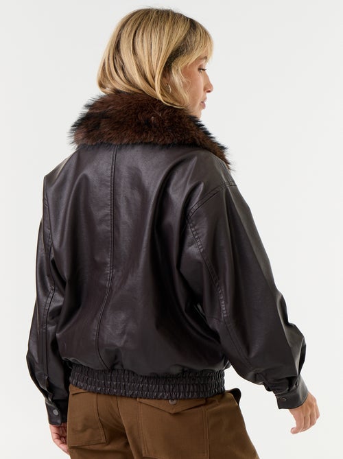 Giubbotto in similpelle oversize con collo in pelliccia rimovibile - Kiabi