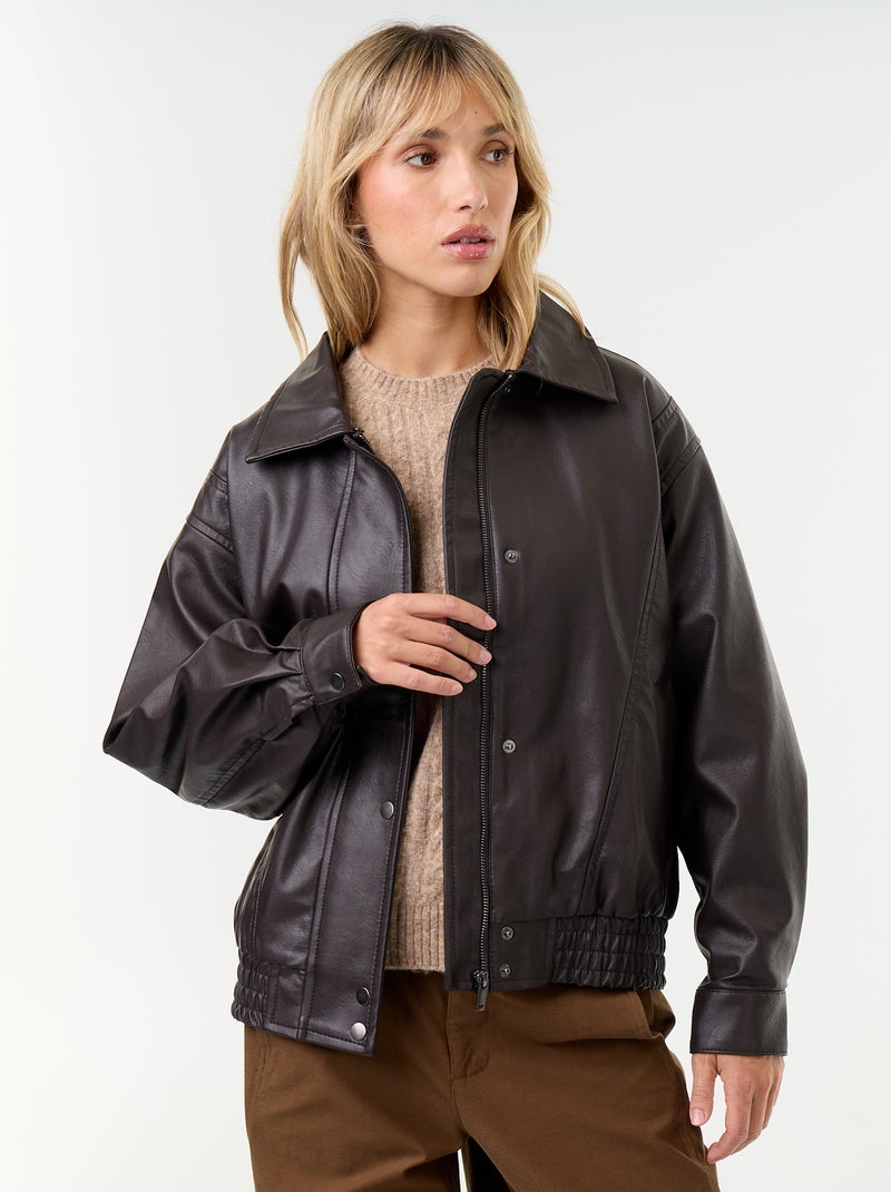 Giubbotto in similpelle oversize con collo in pelliccia rimovibile Marrone - Kiabi