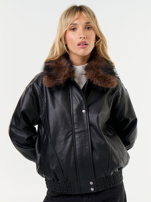 Giubbotto in similpelle oversize con collo in pelliccia rimovibile - Kiabi