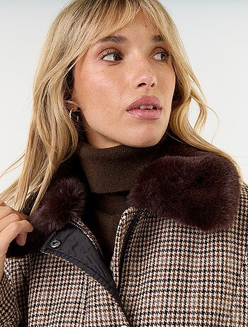 Giubbotto oversize effetto lana con collo in ecopelliccia rimovibile