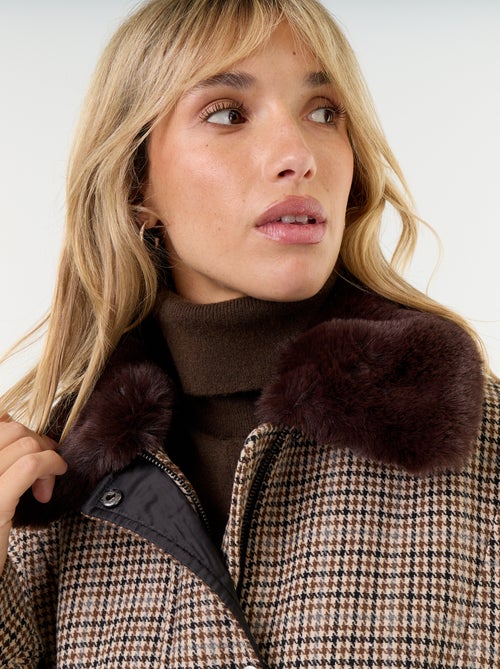 Giubbotto oversize effetto lana con collo in ecopelliccia rimovibile - Kiabi