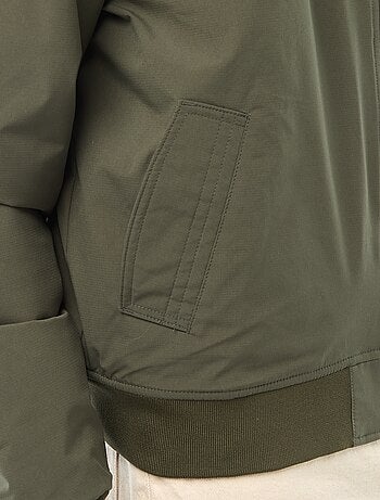 Giubbotto stile aviatore con tasca zippata sulla manica