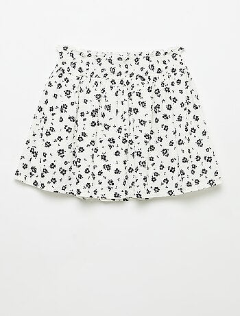 Gonna corta a ruota con shorts integrati