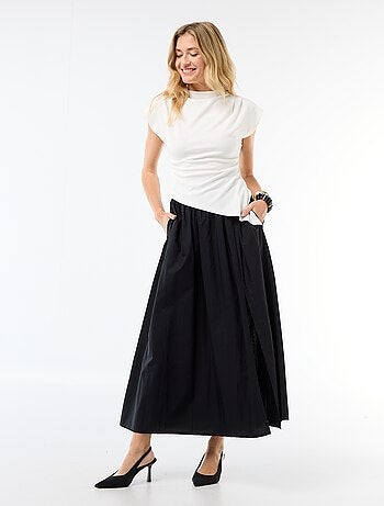 Gonna lunga e ampia svasata