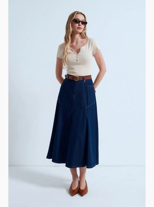 Gonna midi in denim a trapezio a vita alta dilvin - Kiabi Gonna midi in denim a trapezio a vita alta dilvin - Kiabi