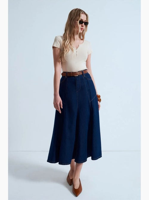 Gonna midi in denim a trapezio a vita alta dilvin - Kiabi Gonna midi in denim a trapezio a vita alta dilvin - Kiabi