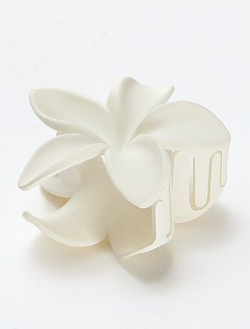 Grande pinza a forma di granchio con fiore
