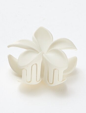 Grande pinza a forma di granchio con fiore