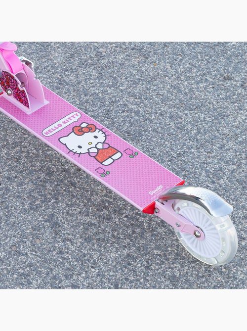 Hello kitty monopattino pieghevole a 2 ruote con luci - Kiabi Hello kitty monopattino pieghevole a 2 ruote con luci - Kiabi