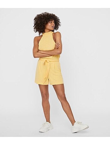 In alto Vero Moda