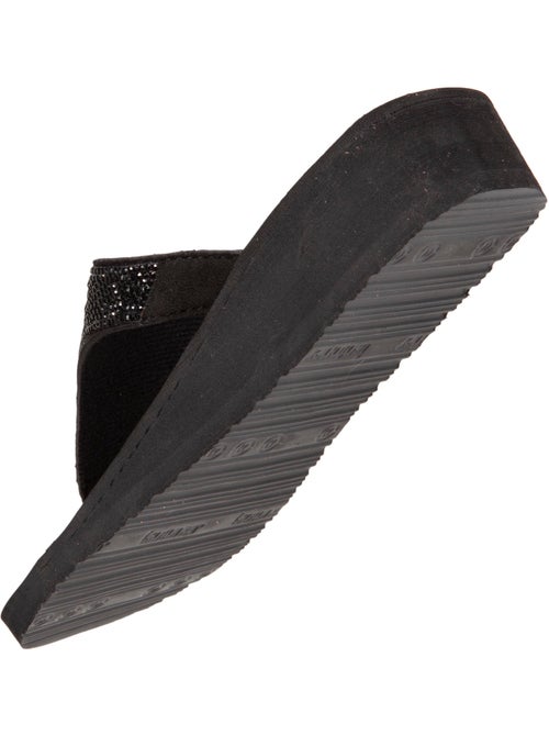 Infradito con tacco di 4 cm, tomaia larga e con perline isotoner - Kiabi Infradito con tacco di 4 cm, tomaia larga e con perline isotoner - Kiabi