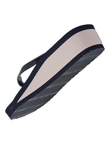 Infradito con un tacco comodo e leggero di 4 cm Isotoner