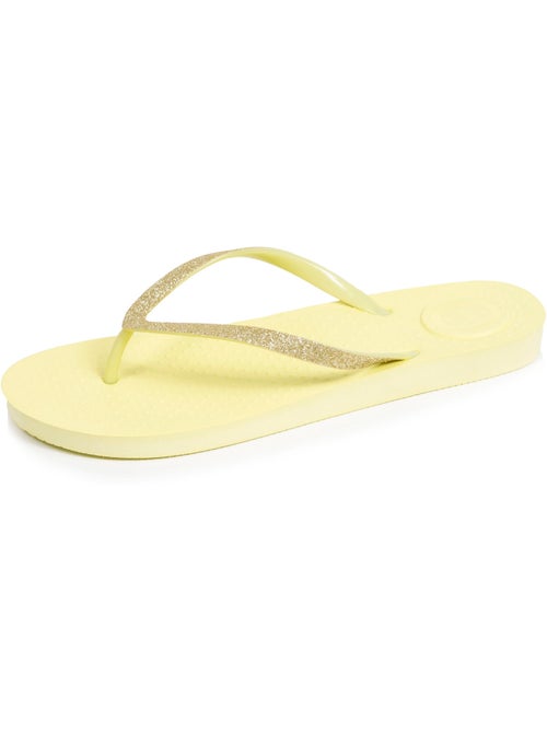 Infradito Soletta con tecnologia everywear, Tomaia glitterata, Comfort ottimale, Isotoner - Kiabi Infradito Soletta con tecnologia everywear, Tomaia glitterata, Comfort ottimale, Isotoner - Kiabi