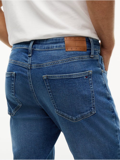 Jeans a gamba dritta - tommy jeans - Kiabi Jeans a gamba dritta - tommy jeans - Kiabi