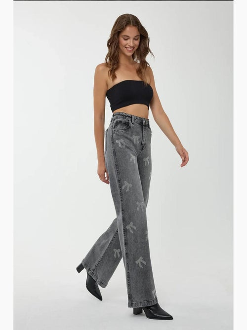 Jeans a gamba dritta a vita alta hiccup - Kiabi Jeans a gamba dritta a vita alta hiccup - Kiabi