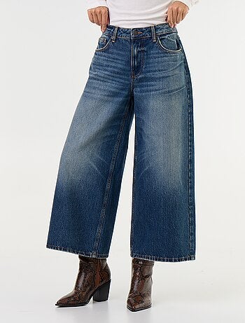 Jeans a gamba larga a vita alta