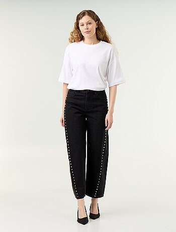 Jeans a gamba larga con borchie fantasiose