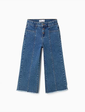 Jeans a gamba larga con orli sfrangiati