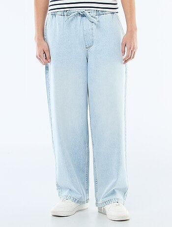 Jeans a gamba larga con vita elasticizzata