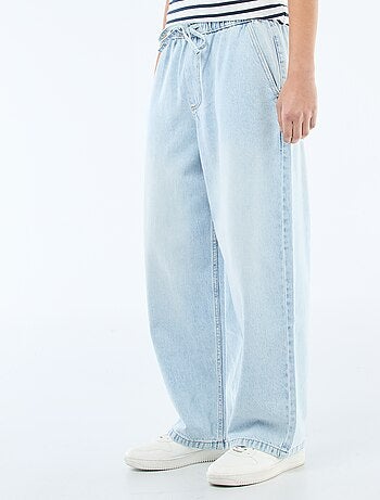 Jeans a gamba larga con vita elasticizzata