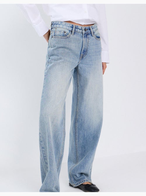 Jeans a gamba larga, mo fashion - Kiabi Jeans a gamba larga, mo fashion - Kiabi