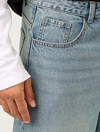 Jeans a taglio ampio 5 tasche