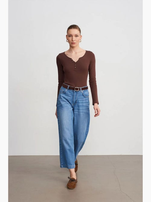 Jeans a vita alta a gamba ampia dilvin - Kiabi Jeans a vita alta a gamba ampia dilvin - Kiabi