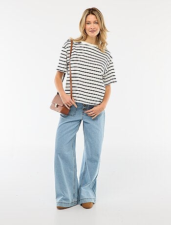 Jeans a vita alta con bottoni