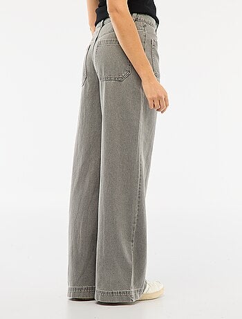 Jeans a vita alta con bottoni