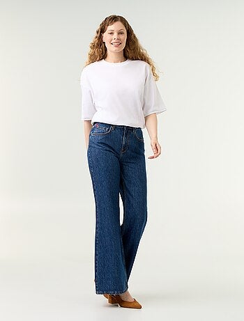 Jeans a vita alta taglio flare con ricami a 'cuori'