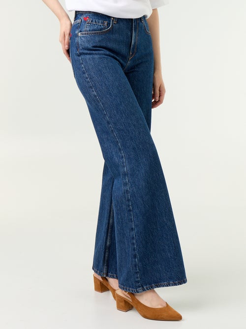 Jeans a vita alta taglio flare con ricami a 'cuori' - Kiabi