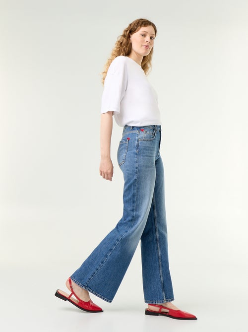 Jeans a vita alta taglio flare con ricami a 'cuori' - Kiabi