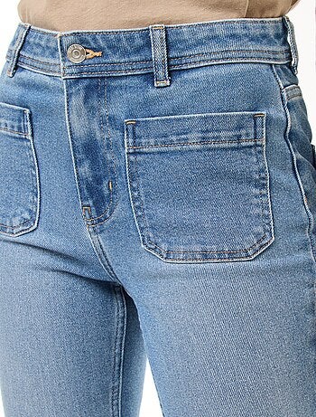 Jeans a vita alta taglio flare/bootcut