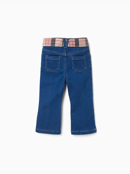 Jeans a zampa con tasche e cintura a quadri - Kiabi Jeans a zampa con tasche e cintura a quadri - Kiabi