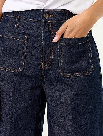 Jeans larghi a vita alta con tasche applicate