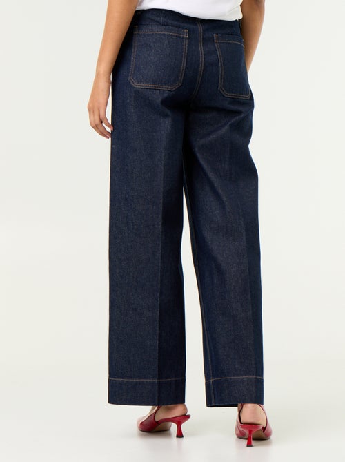 Jeans ampi a vita alta con tasche applicate - Kiabi Jeans ampi a vita alta con tasche applicate - Kiabi