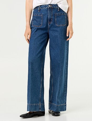 Jeans larghi a vita alta con tasche applicate