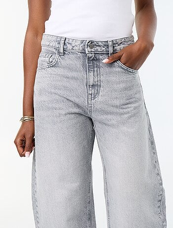 Jeans barrel / taglio ampio a vita alta