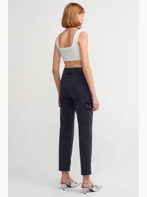 Jeans cargo a gamba dritta a vita alta dilvin - Kiabi Jeans cargo a gamba dritta a vita alta dilvin - Kiabi