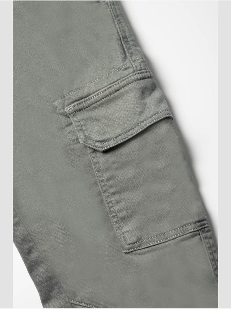 Jeans carrot KALVIN, lunghezza 34 Verde - Kiabi