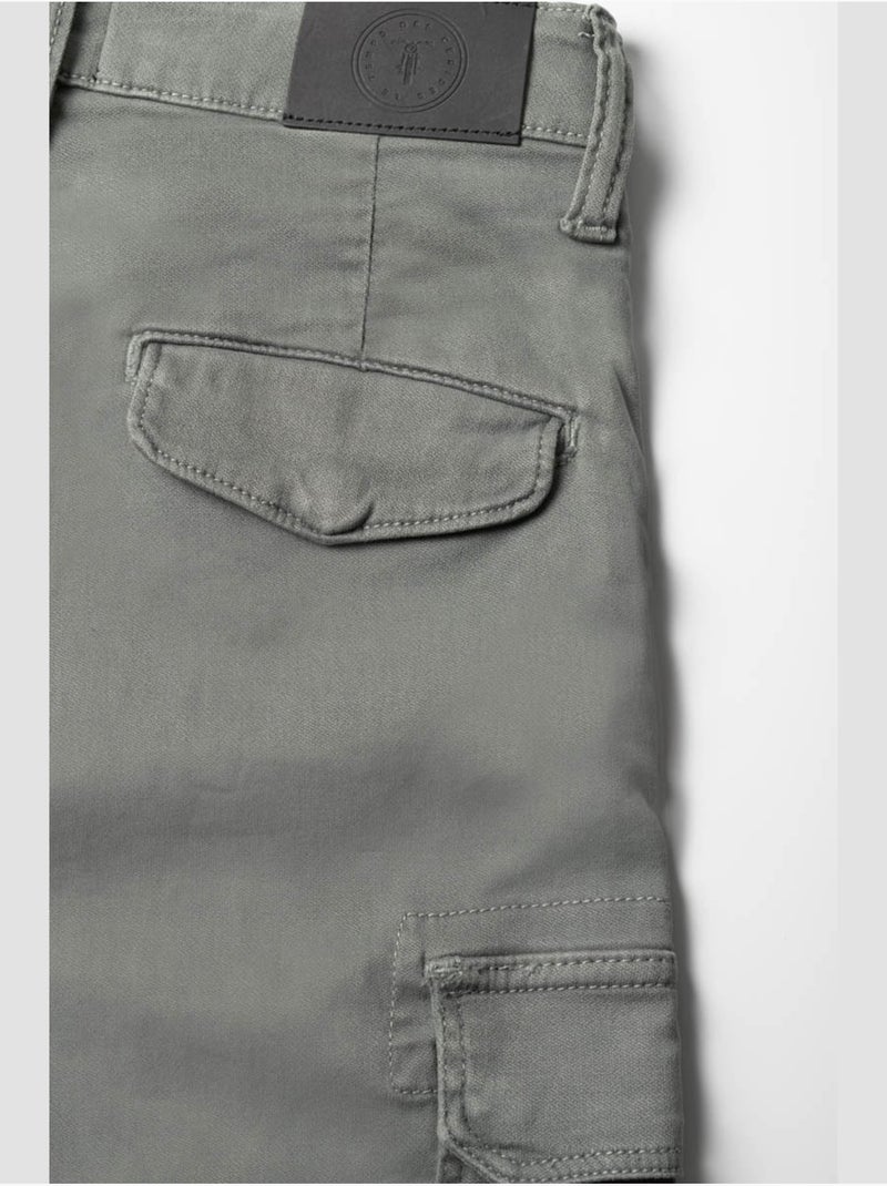 Jeans carrot KALVIN, lunghezza 34 Verde - Kiabi